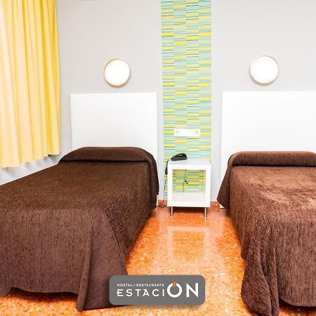 Hostal Restaurante Estacion Jaén Buitenkant foto